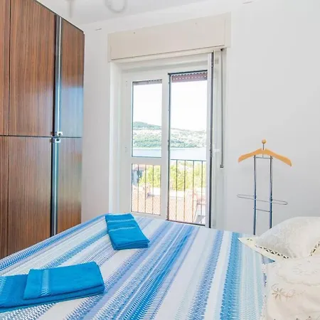 Apartma Milena Apartment